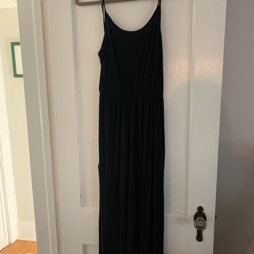 Black spaghetti strap maxi dress w side slit